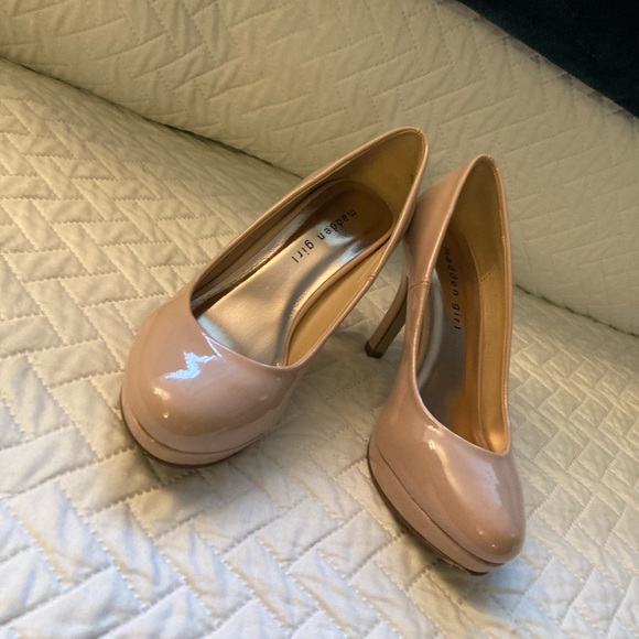 Nude pink and gold heels size 6 - Picture 7 of 11